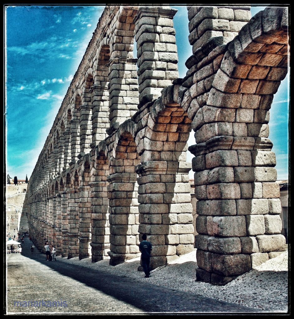 P8126252-01-943x1024 Segovia: Un acueducto, un palacio y una cena de reyes (III) Viajes   
