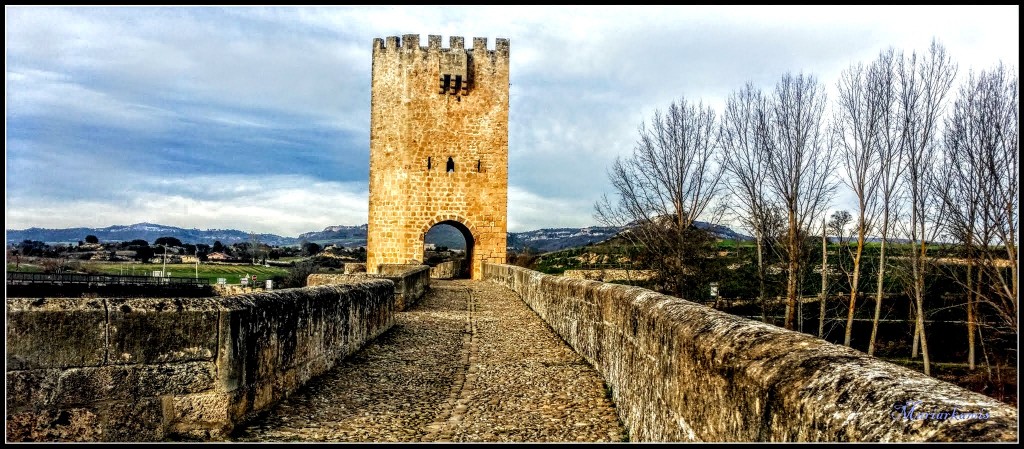 Frias-Puente137-1-1024x449 Frias. El pueblo más pequeño de España. Rutas   