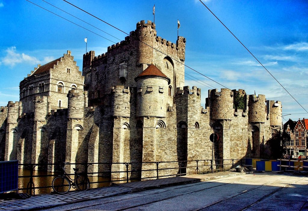 Castillo-Condes-de-Flandes119-1-1024x701 4 días en Gante y Brujas. Día 2: Free tour por Gante Free Tours Viajes   