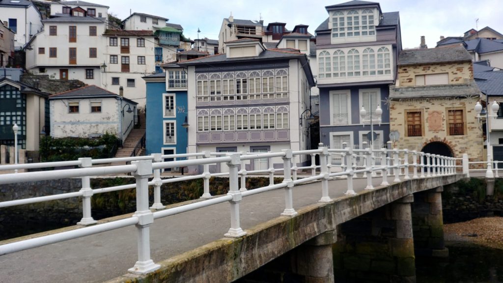 Luarca-Puente-de-los-besos031_HDR-1024x576 Un finde en Xixón - Gijón (Asturias) Viajes   