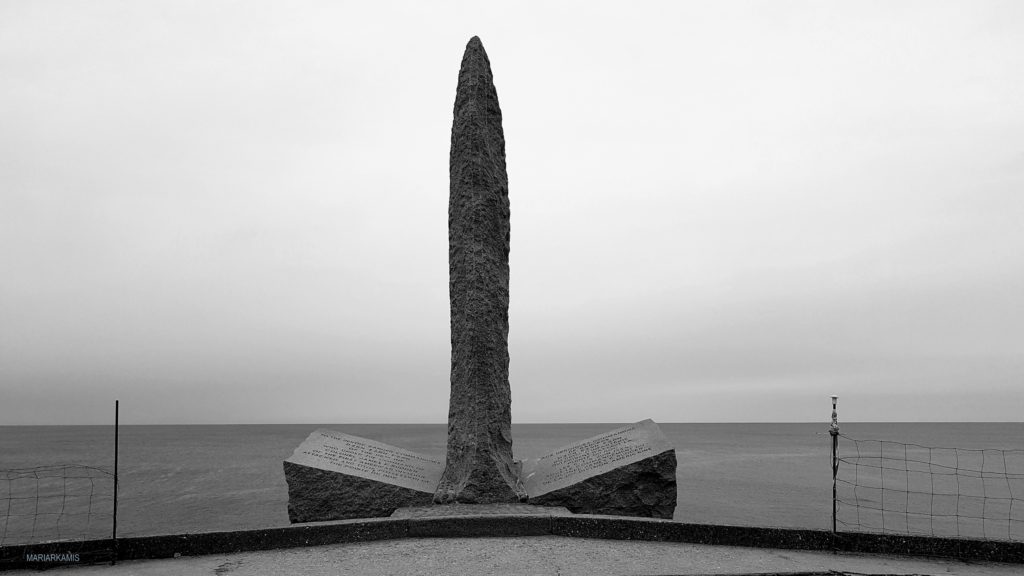 9Pointe-du-Hoc932-1024x576 Ruta por Bretaña y Normandía en coche (2º parte) Viajes   