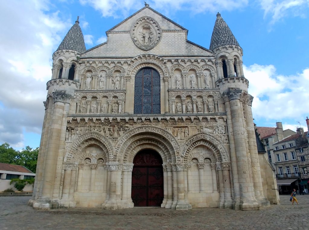 10Poitiers658-1024x762 Ruta por Bretaña y Normandía en coche (2º parte) Viajes   